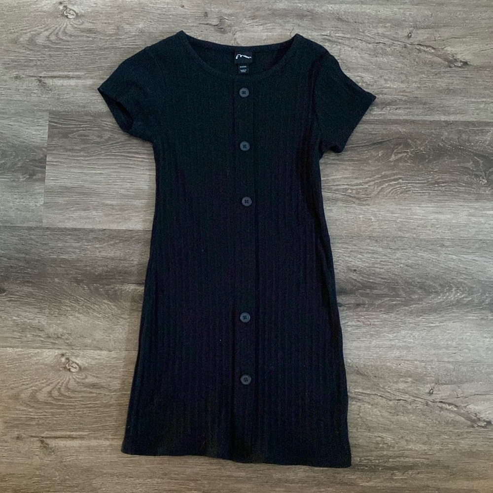 Girls art class dress